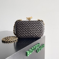Bottega Veneta Knot Chain Bottega Veneta Knot Chain