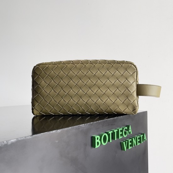 Bottega Veneta Intrecciato Travel Pouch