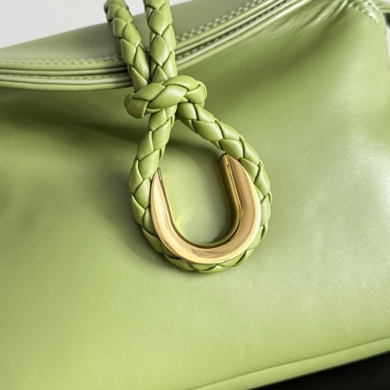 Bottega Veneta Baby Liberta