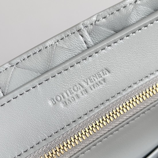 Bottega Veneta Small Andiamo