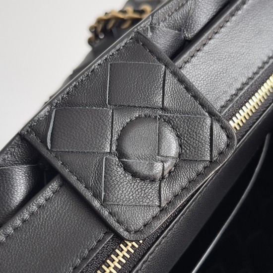 Bottega Veneta Small Andiamo Chain