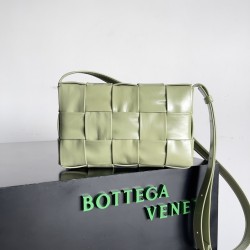 Bottega Veneta Cassette