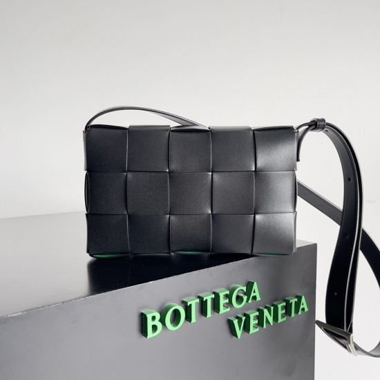 Bottega Veneta Cassette