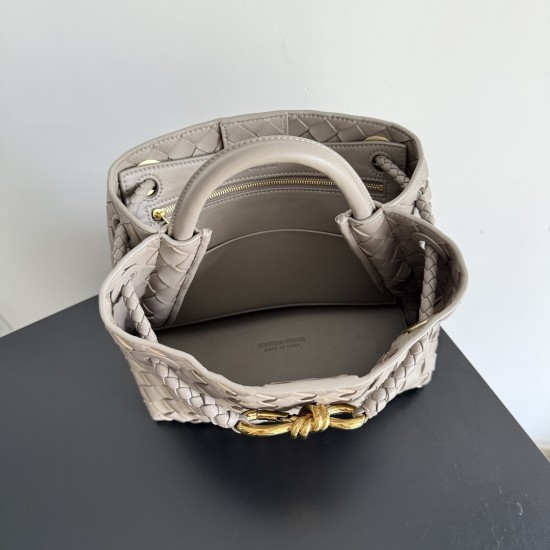 Bottega Veneta Small Andiamo