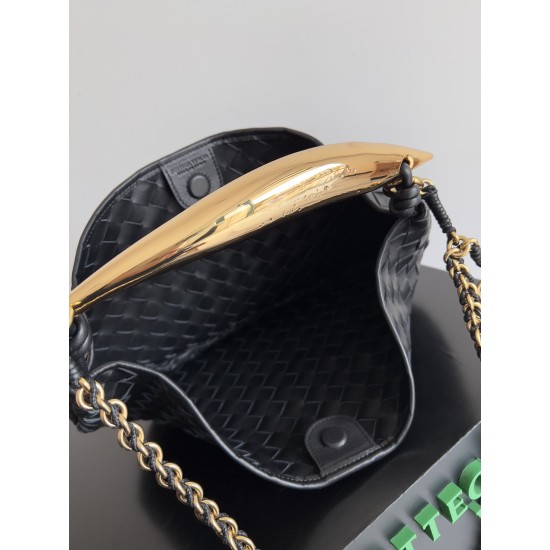 Bottega Veneta Sardine Chain