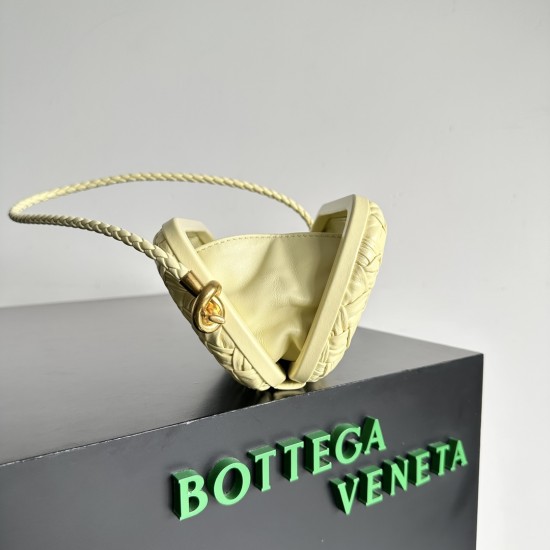 BottegaVeneta Knot Dinner bag