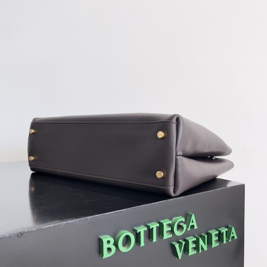 Bottega Veneta Medium Andiamo