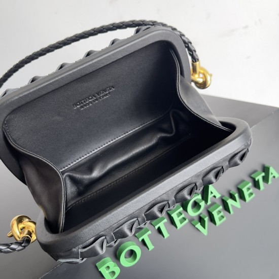 BottegaVeneta Knot Dinner bag