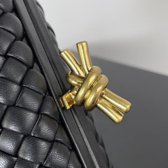BottegaVeneta Knot Dinner bag