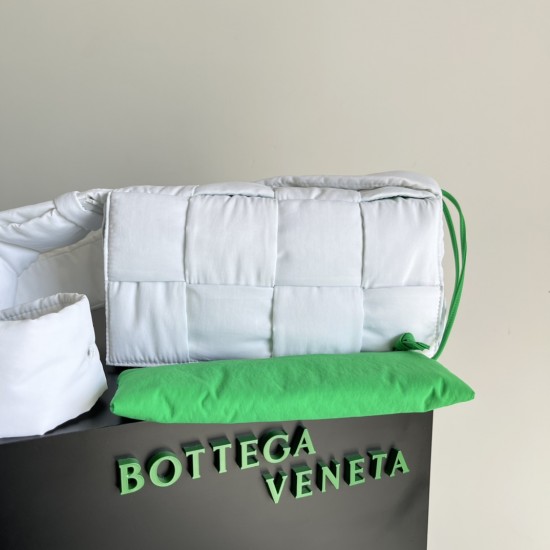 Bottega Veneta Cassette