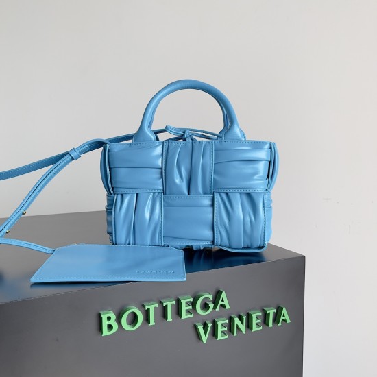 Bottega Veneta Mini Arco Tote Bottega Veneta Mini Arco Tote