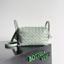 Bottega Veneta Top Handle Loop Bottega Veneta Top Handle Loop