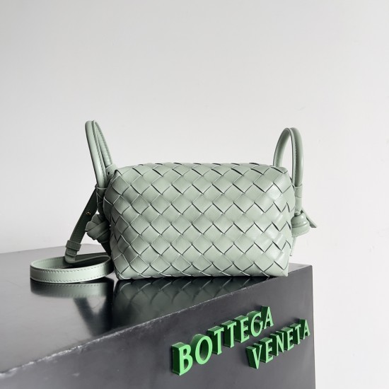 Bottega Veneta Top Handle Loop