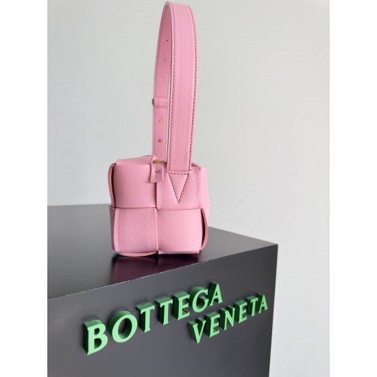 Bottega Veneta Cassette