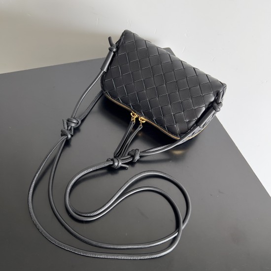 Bottega Veneta Concert Pouch