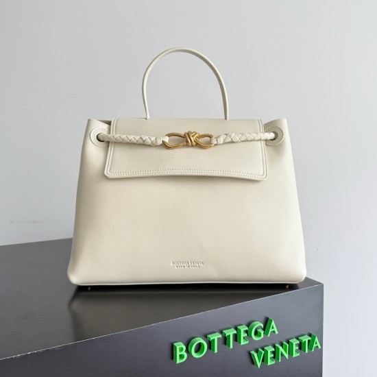 Bottega Veneta Medium Ciao Ciao