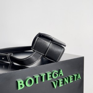 Bottega Veneta Cassette
