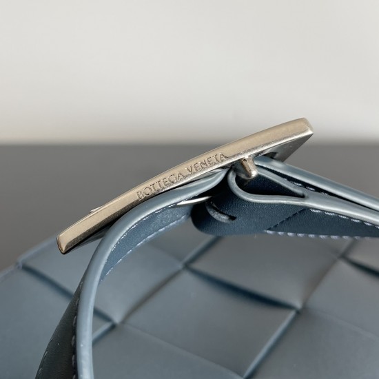 Bottega Veneta Cassette