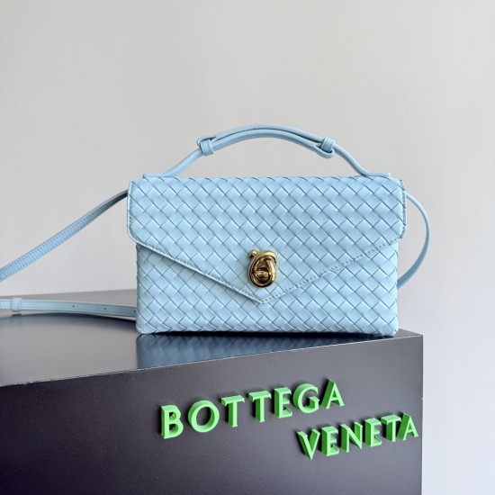 Bottega Veneta Knot Lock