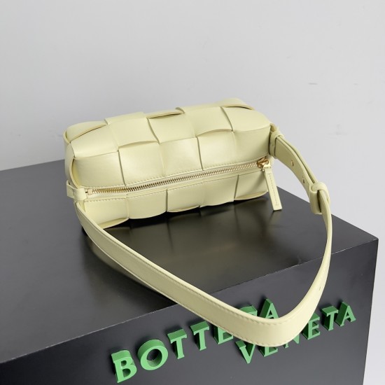 Bottega Veneta Cassette