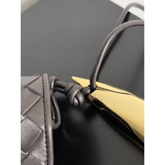 BottegaVeneta Large Sardine