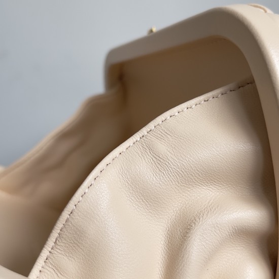 BottegaVeneta Knot Dinner bag
