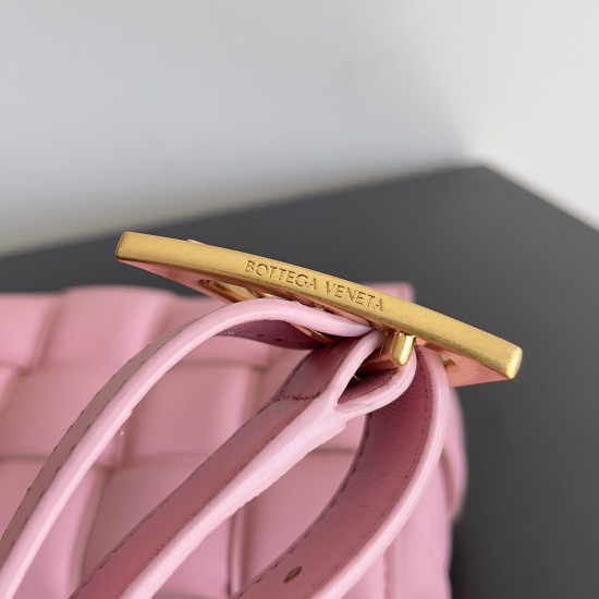 Bottega Veneta Cassette Bottega Veneta Cassette