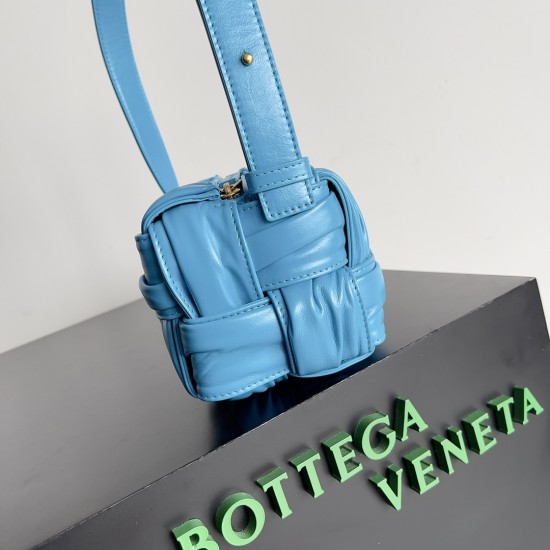 Bottega Veneta Cassette