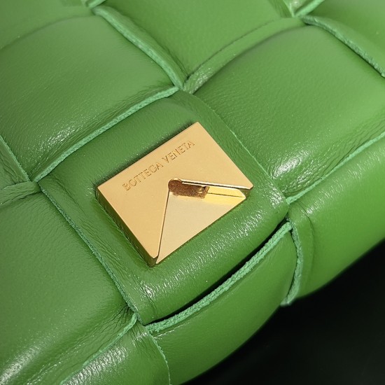 Bottega Veneta Cassette Bottega Veneta Cassette