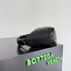 Bottega Veneta Wallace  Bottega Veneta Wallace