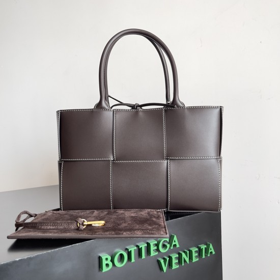 Bottega Veneta Arco Tote Bag