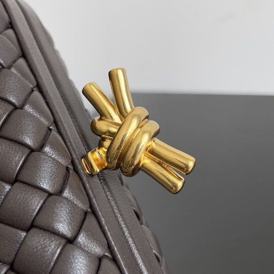 BottegaVeneta Knot Dinner bag