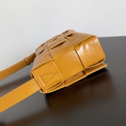 Bottega Veneta Cassette