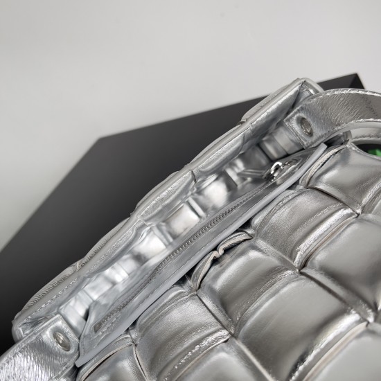 Bottega Veneta Cassette Bottega Veneta Cassette