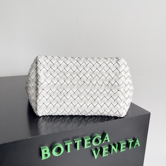 Bottega Veneta Mini Cabat