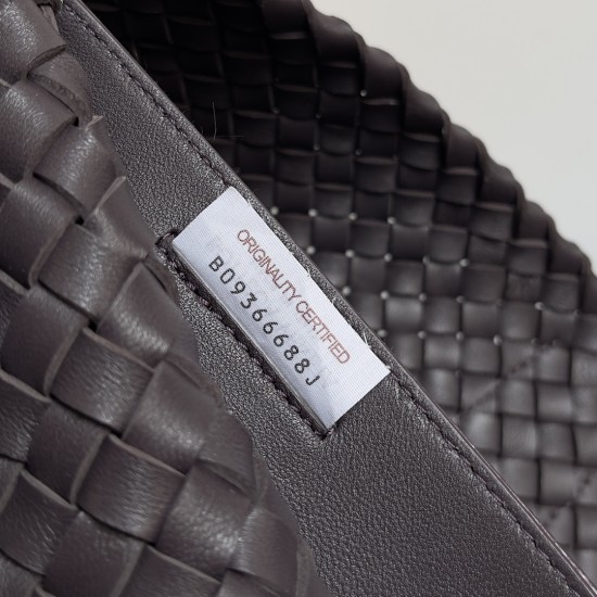 Bottega Veneta Large Cabat