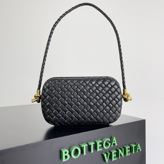 BottegaVeneta Knot On Strap Dinner Package Size: 20.5*6*12.5CM