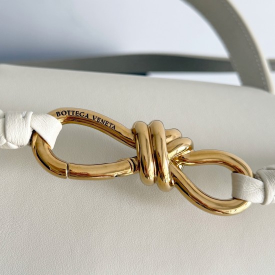 Bottega Veneta Medium Ciao Ciao