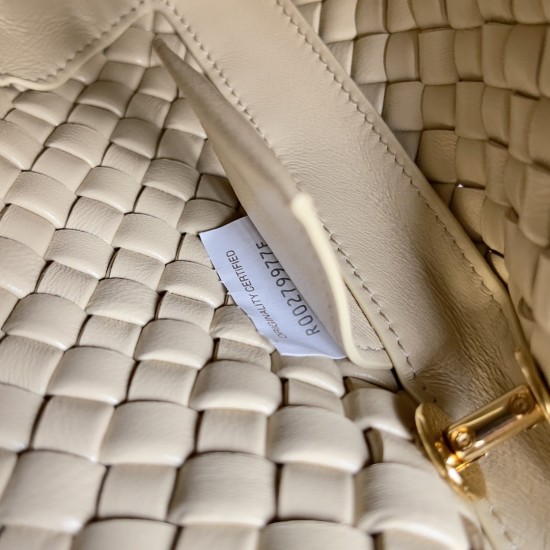 Bottega Veneta Clicker Bag
