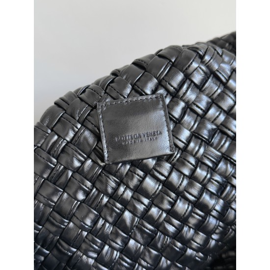 Bottega Veneta large Tosca Baci  Baci