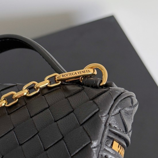 Bottega Veneta Soft Vanity