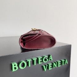 Bottega Veneta Andiamo Clutch Bottega Veneta Andiamo Clutch