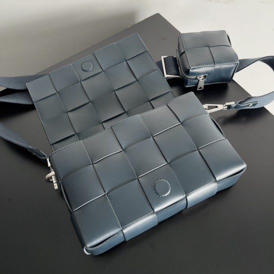 Bottega Veneta Cassette