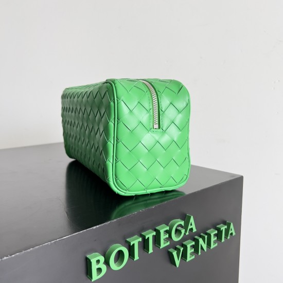 Bottega Veneta Intrecciato Travel Pouch