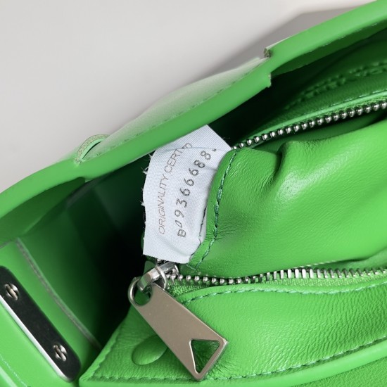 Bottega Veneta Cassette