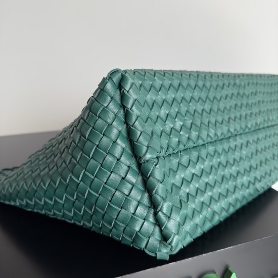 Bottega Veneta Large Cabat