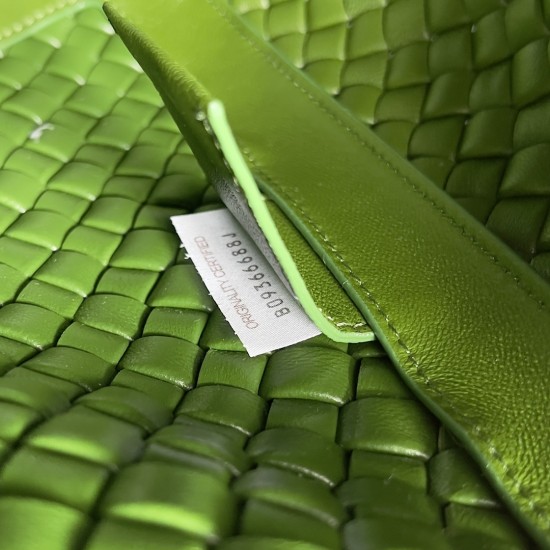 Bottega Veneta Clicker Bag 36*12*30CM