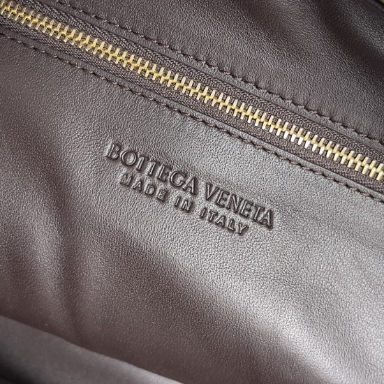 Bottega Veneta Classic Jodie