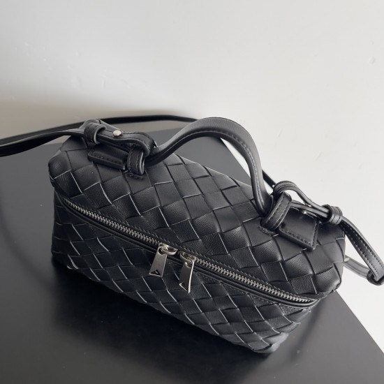 Bottega Veneta Bang Bang