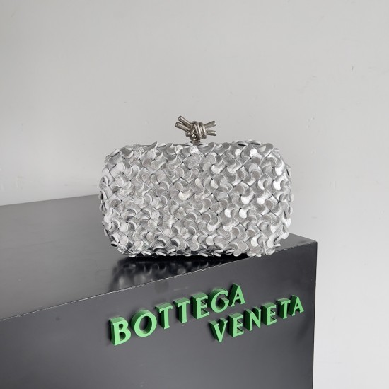 BottegaVeneta Knot Dinner bag